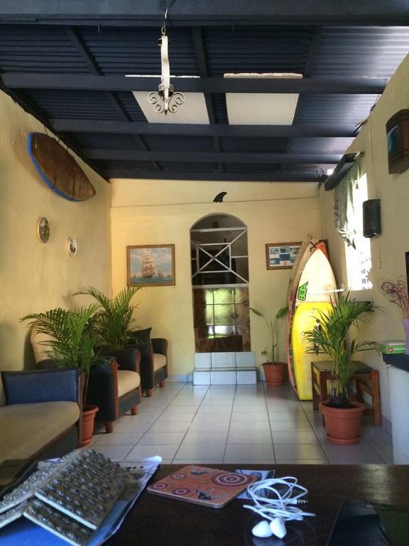 Lorena Surf Hostel サン・フアン・デル・スル エクステリア 写真